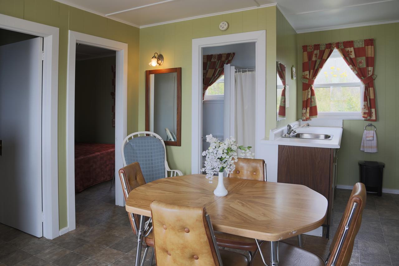 Motel Bellevue Riviere-du-Loup Bagian luar foto
